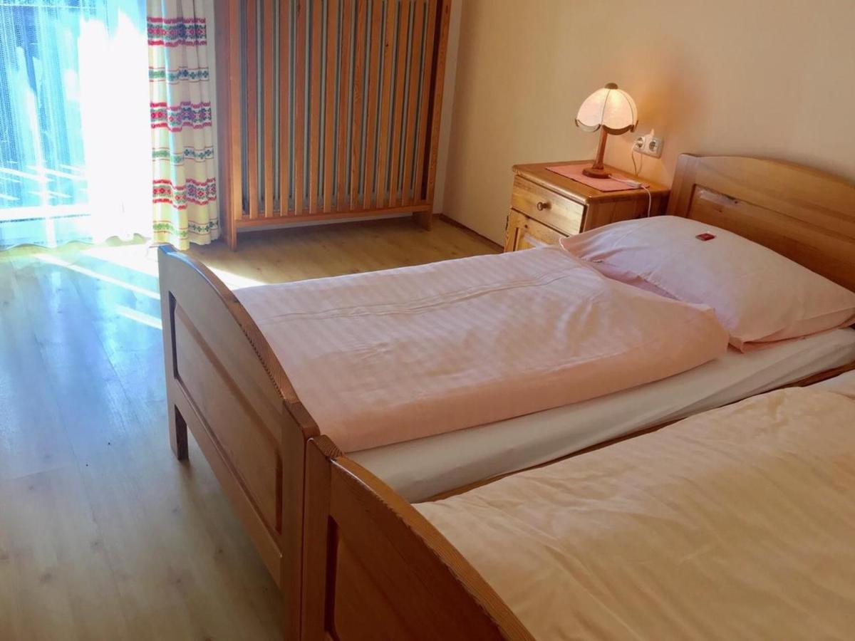 Schmautz Ferienwohnungen & Zimmer Miklauzhof Экстерьер фото
